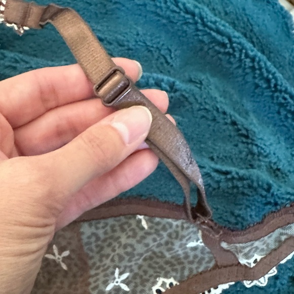 Chantelle animal print demi bra, 32D - Picture 10 of 16